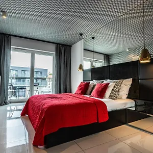 Homely Place Casa Verona - Stary Rynek - Parking Апартаменты Познань